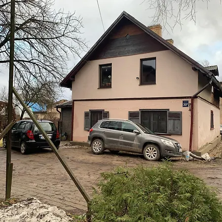 Апартаменты Glass In Old House