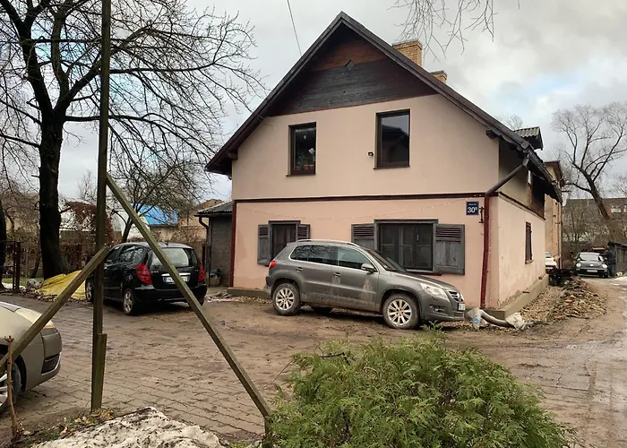 Апартаменты Glass In Old House